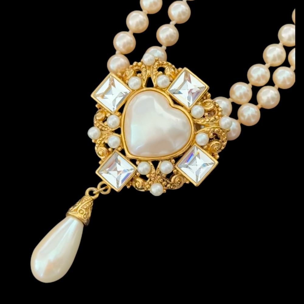 ✨Stunning Pearl Heart Necklace with Crystals Signed Alfred Sung - Picture 4 of 6